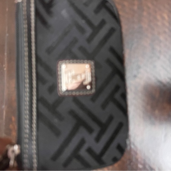 Kate Spade , Coach & Tignanello Beige Clutch and Black Wristlet Set - Picture 6 of 10